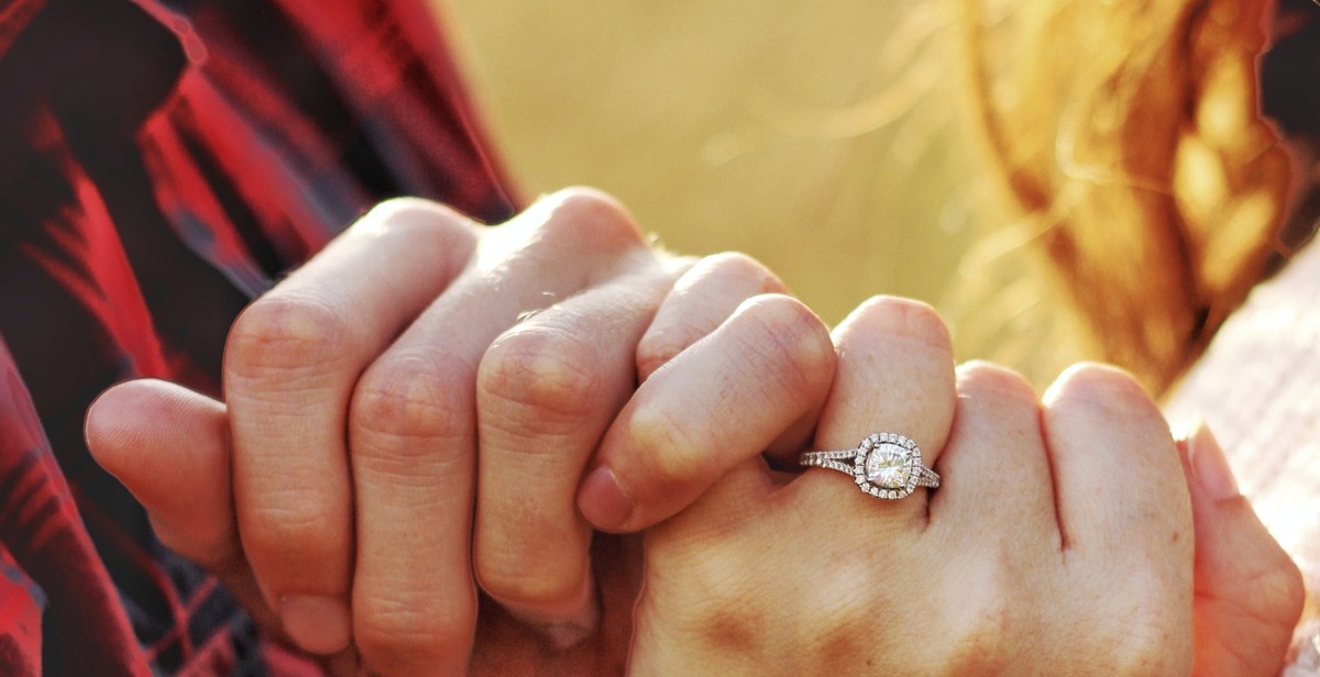 choosing the right promise ring